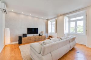 Charming Graça Apartment, Lisbon City Centre, TTL354