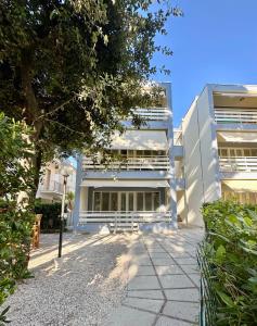 TRILOCALE CON SPAZIO ESTERNO 40 M DAL MARE (PT)