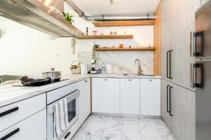 The White Apartment 3BR - free parking