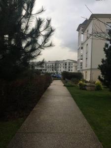 Appart avec terrasse à 2 pas de Disney