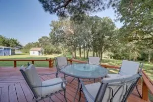 Lakefront Keystone Lake Gem Kayaks, Deck and Grill - Mannford