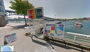 1BD+Den condo, with free parking in Downtown!