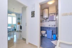 Apartments with a parking space Losinj, Losinj - 21343