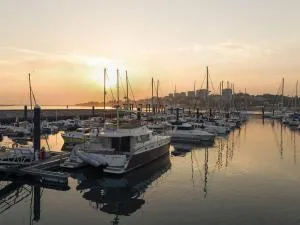 Oporto, sea view and marina - Canidelo
