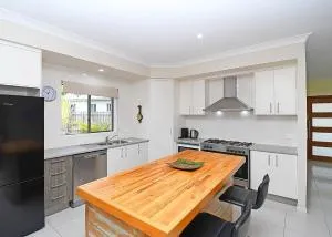 Entire house Peaceful Oceanside The Seahaven 4 bedrooms - 赫维湾