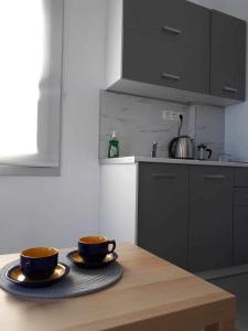 Seaside Serenade 1, suite