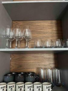 Top Central Design, 2 Bedroom, NDK, FREE Secured parking