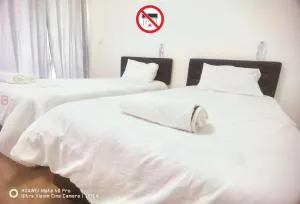 YYK Hostel 24H - 那空猜西