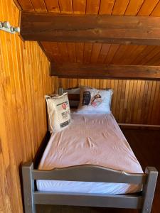 Chalets Petite maison en bordure de N7 : photos des chambres