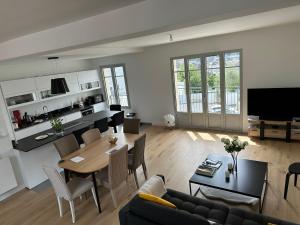 Appartements Le duplex Saint-Corentin : Appartement 3 Chambres