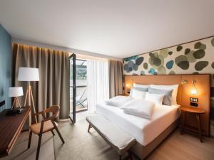Deluxe Double Room with Balcony and Lake View room in Hotel Forelle