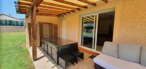 Villas Villa Spacieuse - Vue Montagne et Chateau : photos des chambres