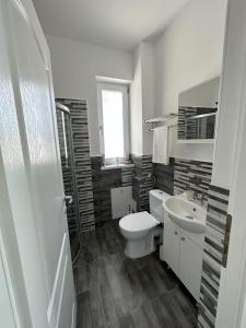 elisio - Maple House