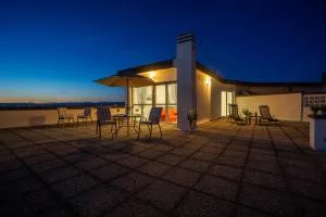 Rosso Apartment - Baggio