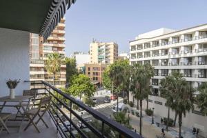 Precioso apartamento con vistas al mar.