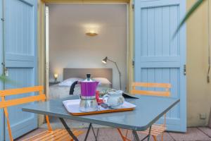 GuestHost - Camera con vista Central Studio