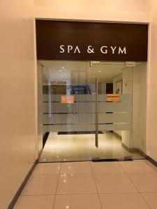 BGC Uptown Mall Suite