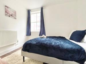 2 Bed Flat - Sleeps 4 - Parking - Wifi