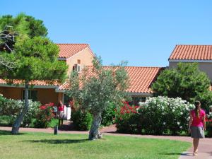 Maisons de vacances Colorful holiday home with a garden in Mediterranean style : photos des chambres