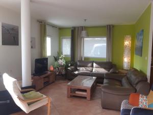 Maisons de vacances Decouvrir le Finistere depuis MA Maison lumineuse calme et ZEN : Maison 4 Chambres