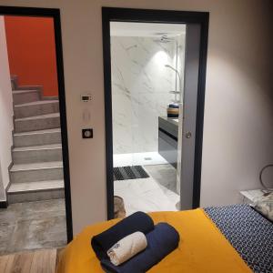 gîteduruisseau73 maison entière coeur des Alpes, terrasse, garage, idéal départ randos, vélo cols Iseran, St Bernard, Roselend, les Arcs, parc de la Vanoise
