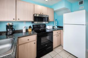 103A - 1BR1 Bath at Seaspray Condos on Okaloosa Island, Fort Walton Beach, Fl