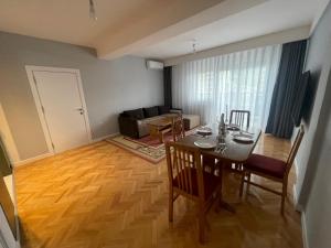 King Size Apartment
