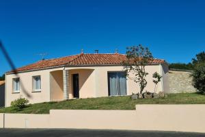 Maisons de vacances L'Ouvea joli gite a 10 min du parc le Puy du Fou : photos des chambres