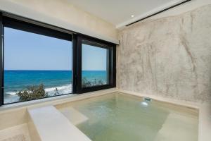 Portara Seaside Luxury Suites