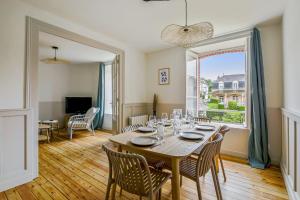 Appartements Dans l’ancien Grand Hotel T3 lumineux : photos des chambres