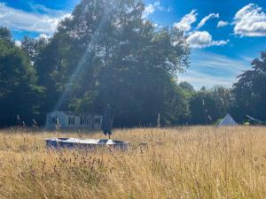 Tentes de luxe Luxe tipi in de auvergne : photos des chambres