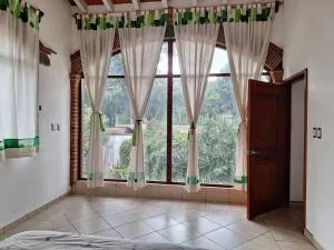 Hermosa casa de adobe en Tepoztlán - Ixtepec