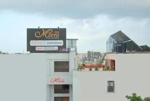 Hotel Meera - Raipur