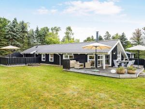 7 person holiday home in Jerup-By Traum