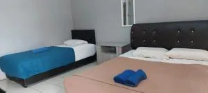 Sobey Laris Roomstay IMAN GMB - Kampong Keriting