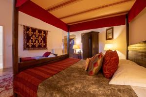 Hotels Chateau Des Ducs De Joyeuse : Suite Prestige 