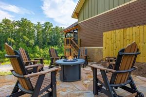 Brandon`s Mountain Retreat chalet