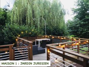 Maisons de vacances Jardin Juresien Maisons - spa jacuzzi sur demande : photos des chambres