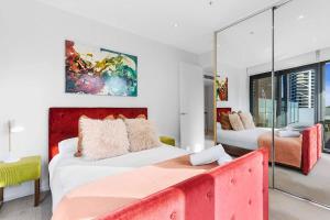 Love Melbourne by ReadyStay