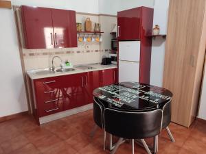 Sunny Holiday Studio