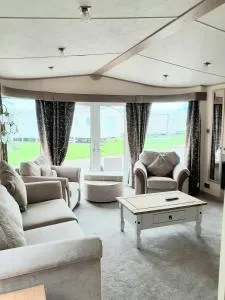 The James Lodge - Little Clacton