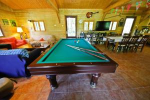 Campings Domaine La Faix, Gite la Forestiere : photos des chambres