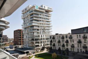 Luxueus & nieuw 2-slaapkamerappartement met garage