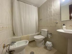 Apartamento Familiar En Barrio Reina Victoria