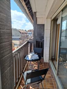 Appartements Grand studio hyper centre avec balcon TOUT REFAIT MARS 2025 : photos des chambres