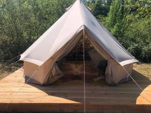 Campings Domaine La Faix, Gite la Forestiere : photos des chambres