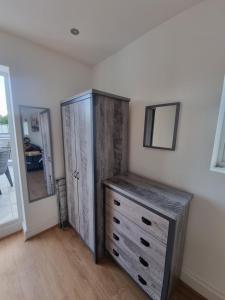 Stunning roof terrace studio flat