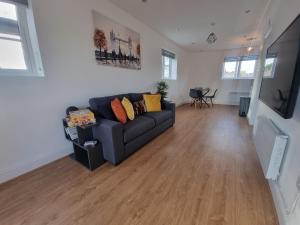 Stunning roof terrace studio flat