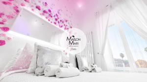 Standard Room with Private Bathroom