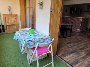 Au calme, 200m du centre T2 avec balcon et parking